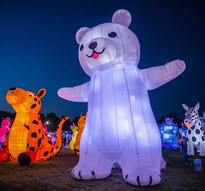 Glowing inflatable bear